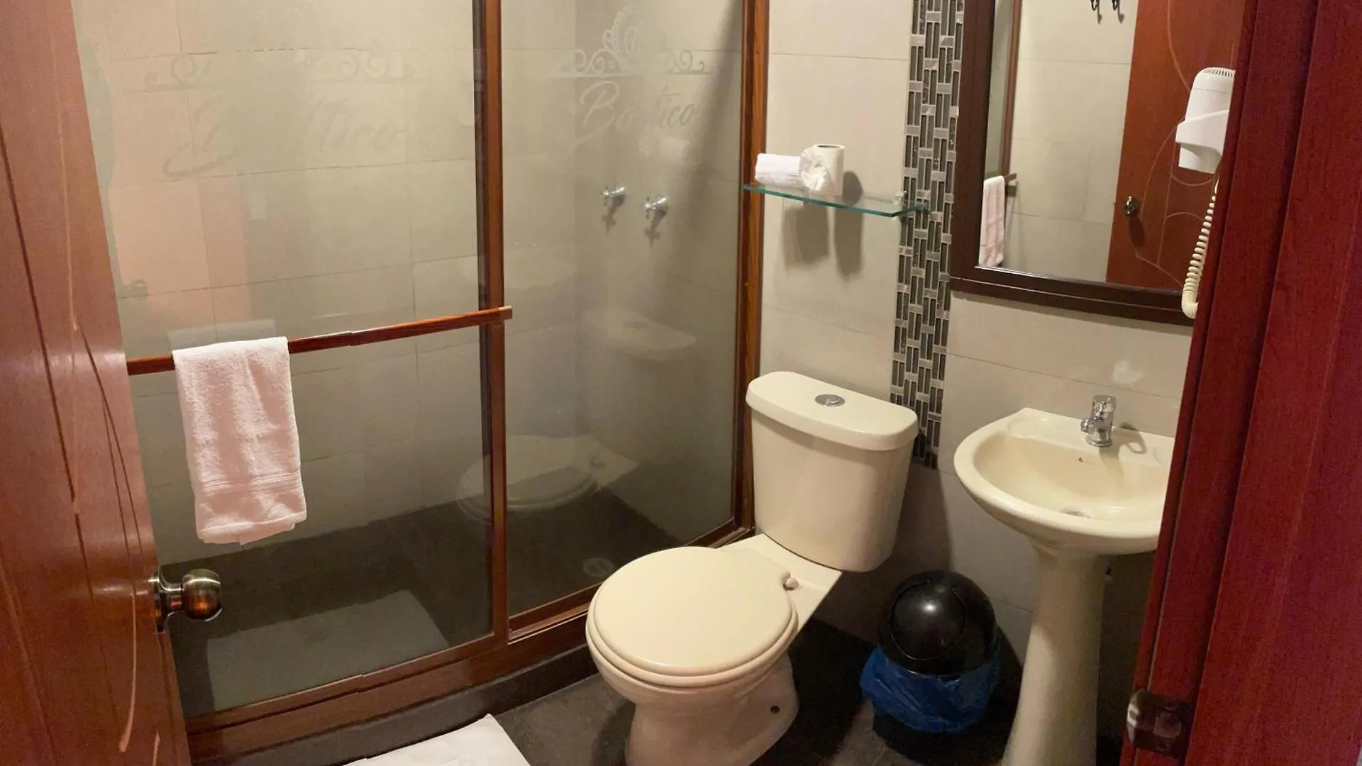 Apartamento Báltico Quito 0*,  Ecuador