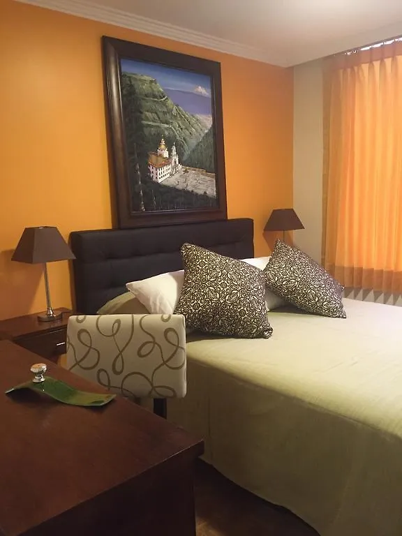 Baltico Apartment Quito Homestay