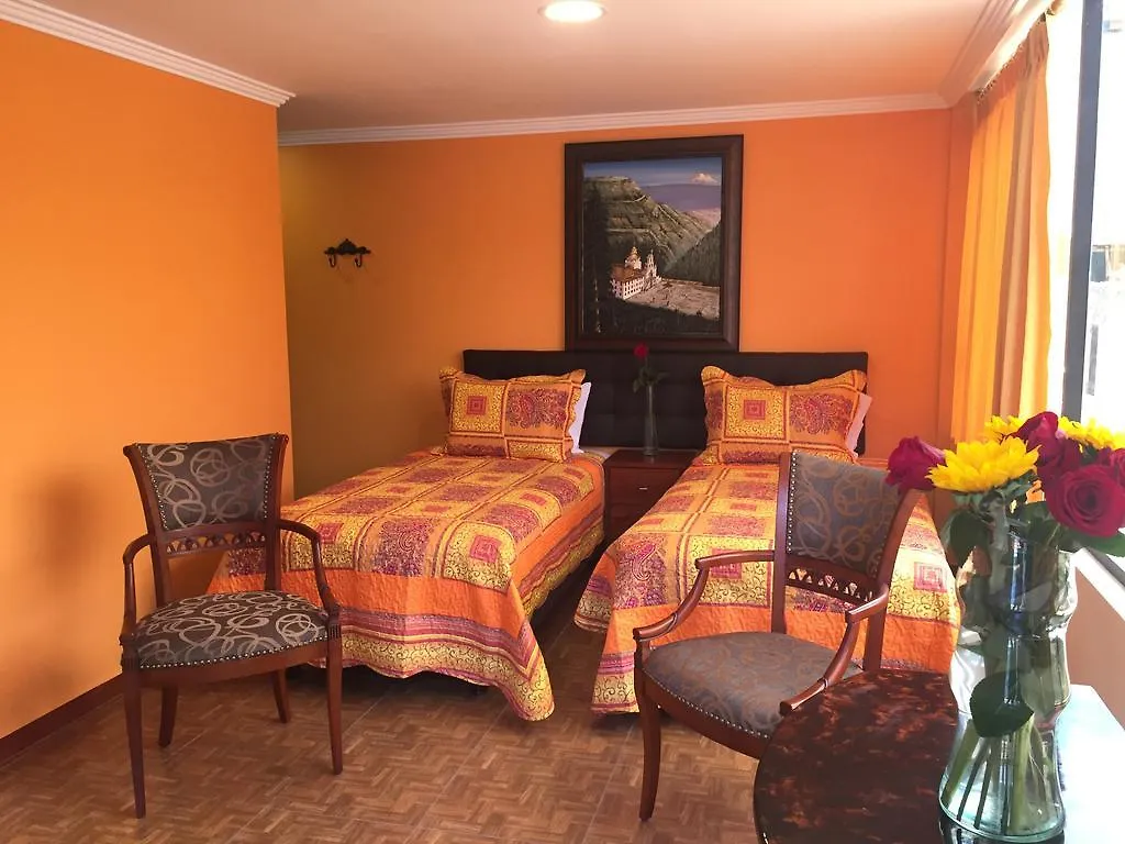 Baltico Apartment Quito Homestay