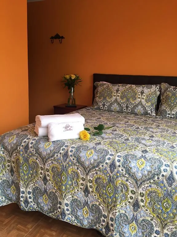 Homestay Baltico Apartment Quito